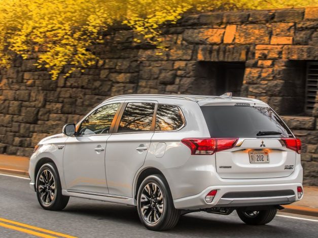 מיצובישי אאוטלנדר PHEV, מיצובישי אאוטלנדר PHEV 2021, מיצובישי אאוטלנדר PHEV מחיר