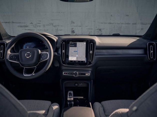 וולוו XC40 חשמלי 2024 ייבוא מקביל